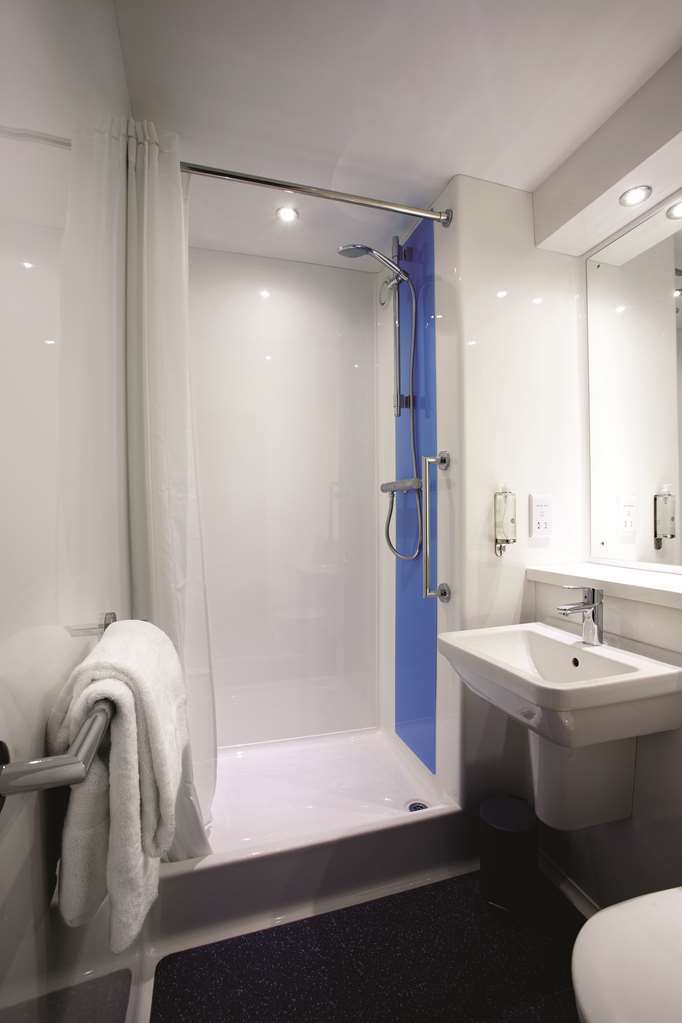 Travelodge Kew Bridge Londen Kamer foto